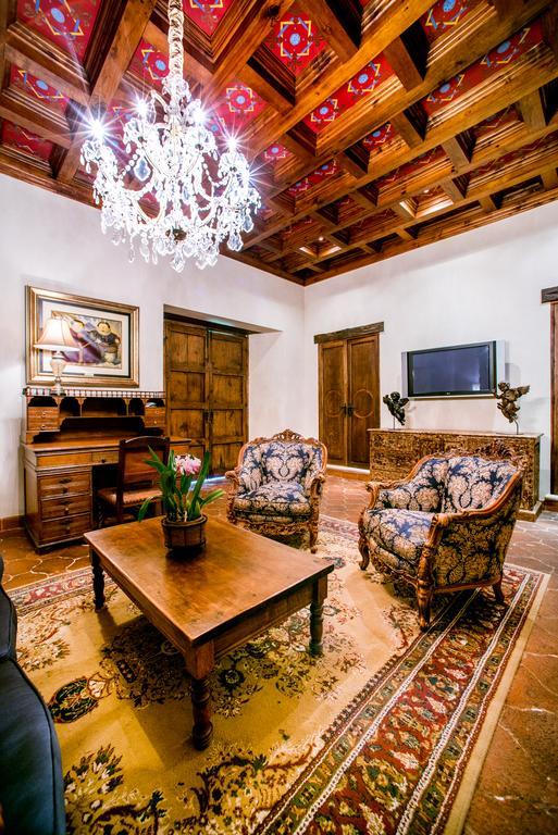 Hotel Palacio De Dona Leonor Antigua ภายนอก รูปภาพ