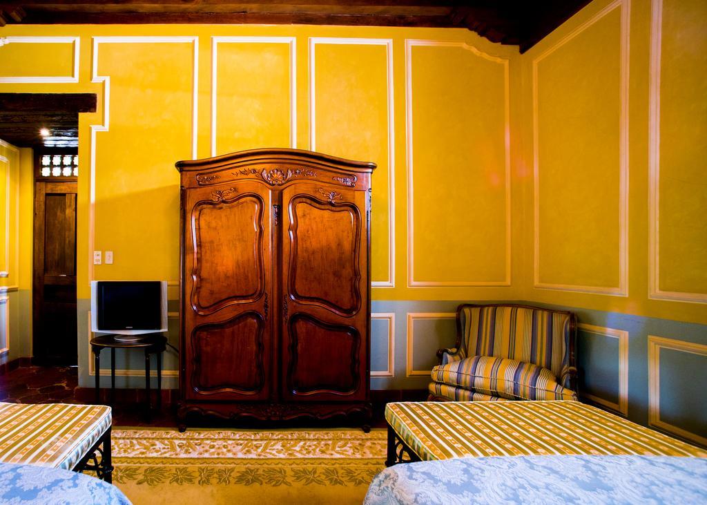 Hotel Palacio De Dona Leonor Antigua ภายนอก รูปภาพ