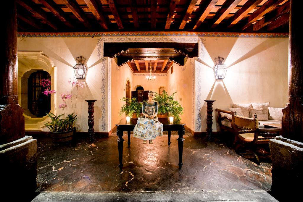 Hotel Palacio De Dona Leonor Antigua ภายนอก รูปภาพ